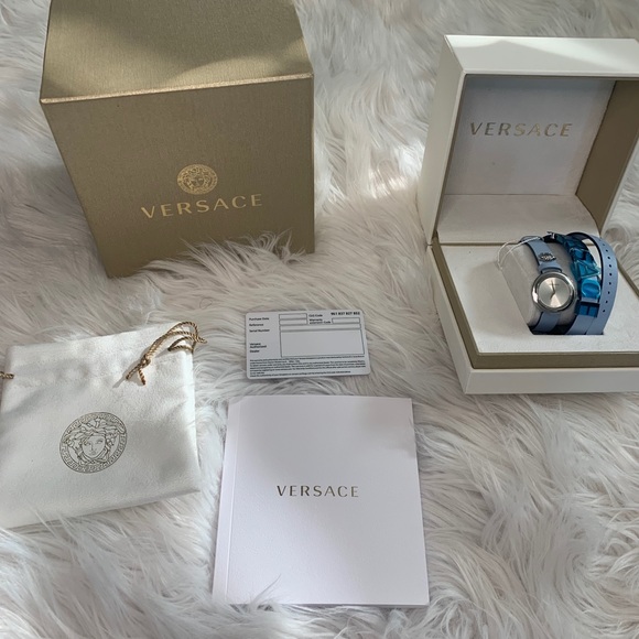 AUTHENTIC Versace Watch/Bracelet-NWT - Picture 2 of 2